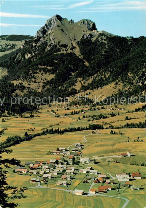 Graen Tannheimertal Tirol AT Aggenstein Fliegeraufnahme