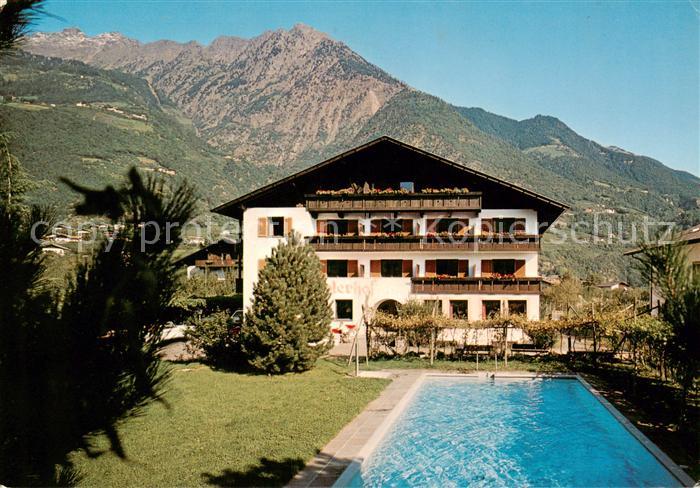 Algund Merano Suedtirol IT Hotel Garni Tirolerhof mit Pool