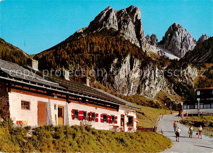 Axamer Lizum Lizum Alm mit Kalkkogel