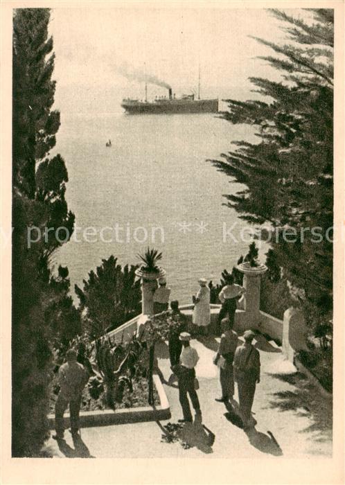 SOTSCHI Sochi RU Dampfschiff am Ankerplatz