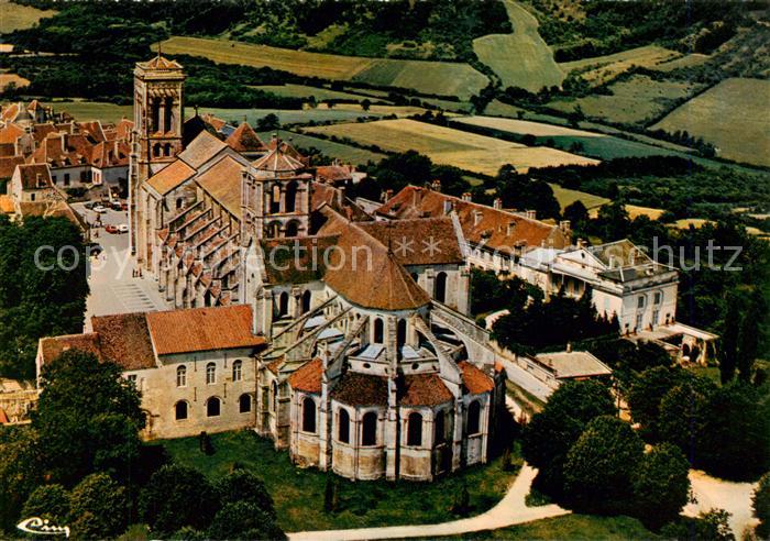 Vezelay 89 Yonne Vue aerienne Basilique de la Madeleine