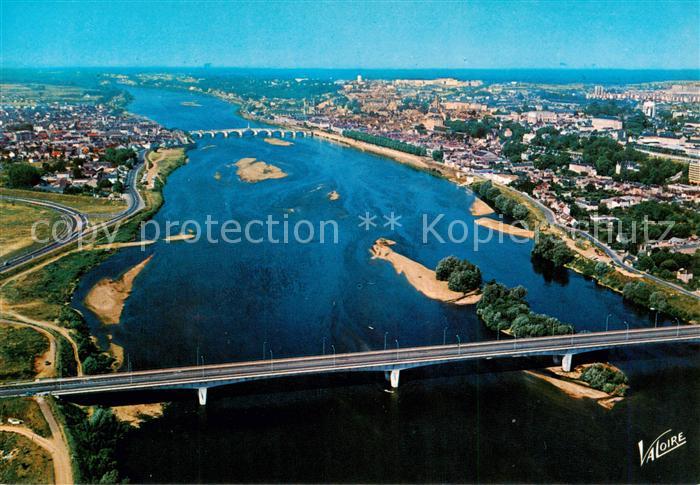 Blois 41 Les deux ponts sur la Loire et vue aerienne sur la ville