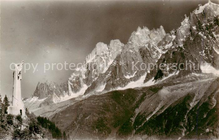 Les Houches 74 Haute-Savoie Mont Blanc Le Christ Roi et les Grands Charmoz