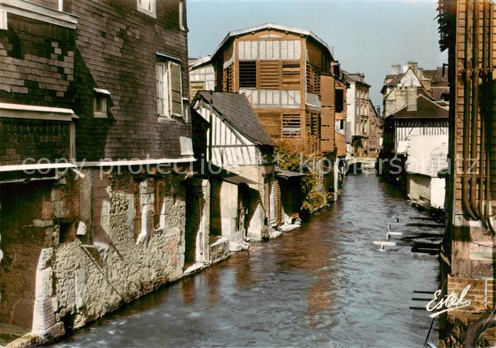 Pont-Audemer 27 Eure Vieilles habitations sur le bras sud de la Risle