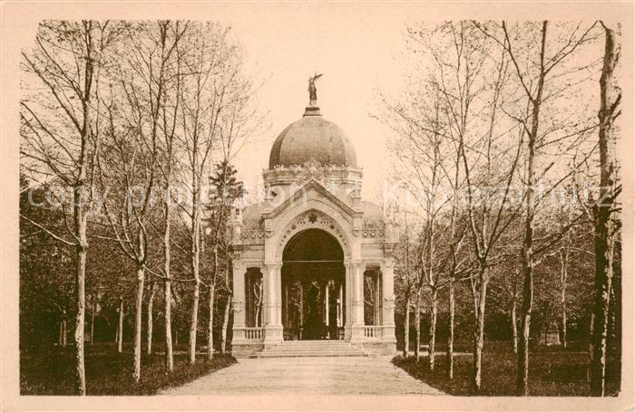 Paray-le-Monial 71 Dom du Sacre Coeur