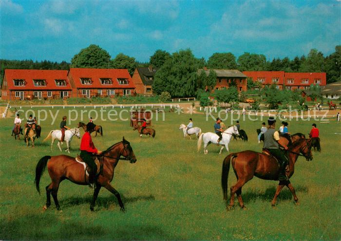 Sarenseck Ferienclub Lueneburger Heide Reitplatz