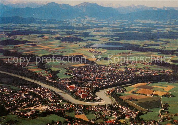 Laufen Salzach und Oberndorf mit Blick zu den Berchtesgadener Bergen Fliegeraufn