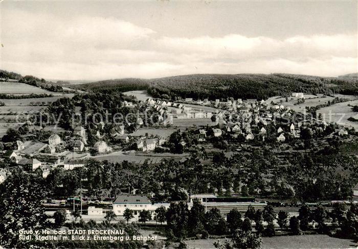Bad Brueckenau Suedlicher Stadtteil mit Blick zu Ehrenberg und Bahnhof Kurort im