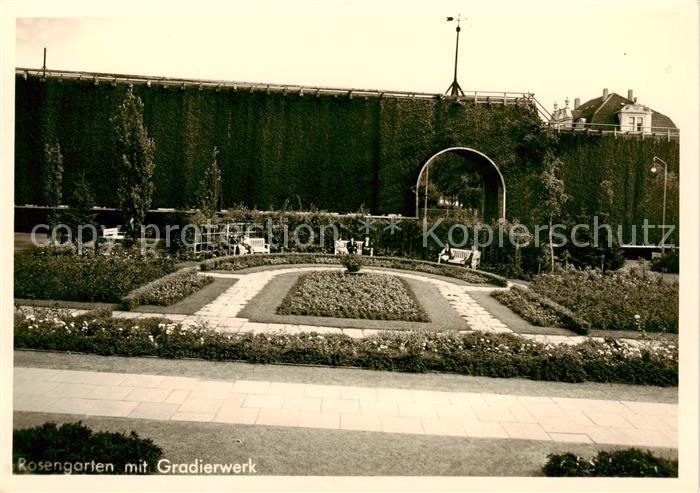 Bad Salzuflen Rosengarten mit Gradierwerk