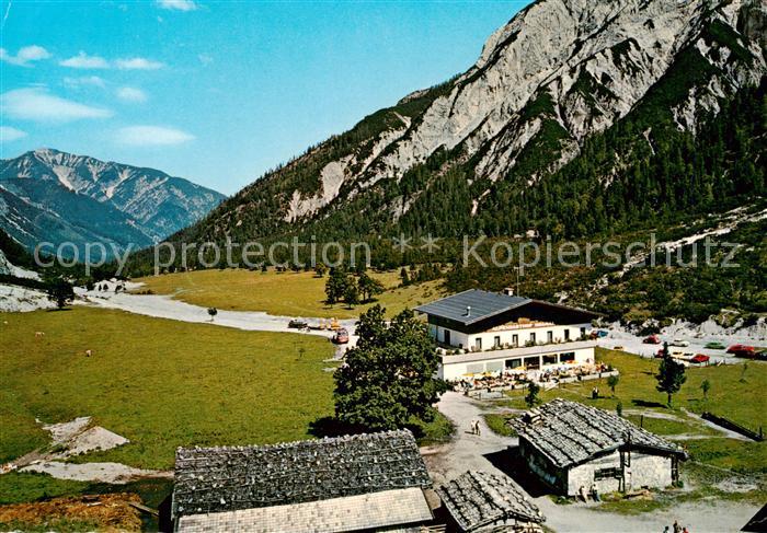 Pertisau Achensee Alpengasthof Gramai mit Almgebaeuden
