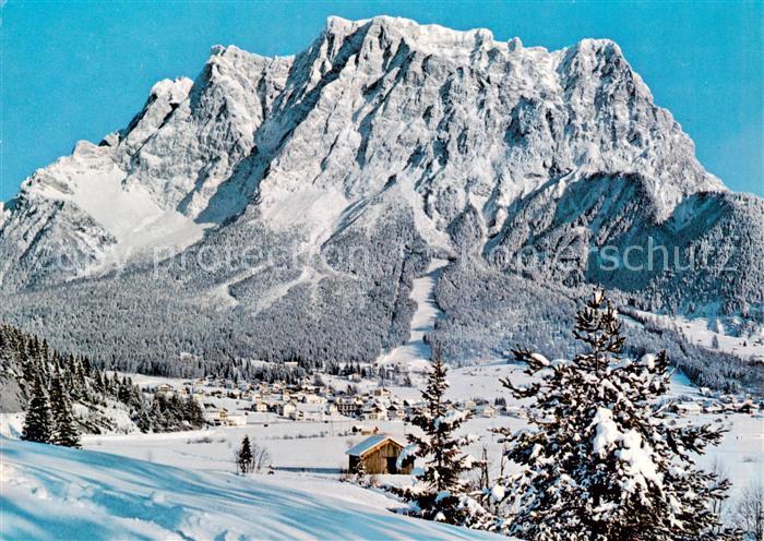 Ehrwald Tirol AT mit Zugspitze