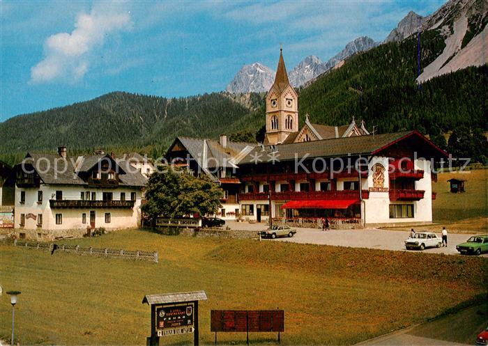 Ramsau am Dachstein Schladming Obersteiermark AT Blick zur evangelischen Kirche