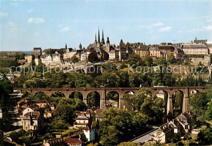 Luxembourg  Luxemburg Klausener Bruecke und Oberstadt