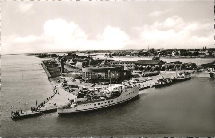 Wilhelmshaven CITY Strand Hafengelaender Schiffe