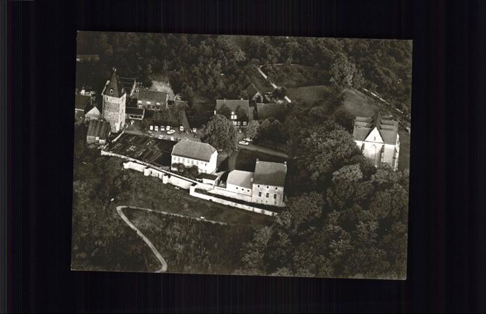 Stromberg Hunsrueck Burgplatz mit Paulusturm Kreuzkirche Ma