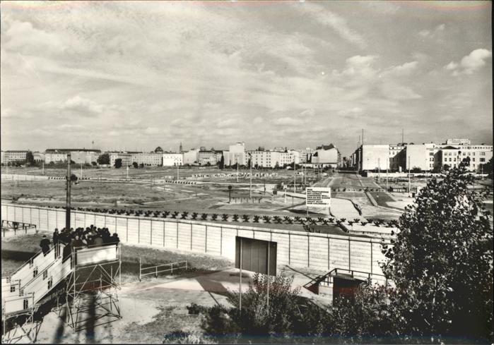 Berliner Mauer Berlin Wall Sperrmauer Panzersperren