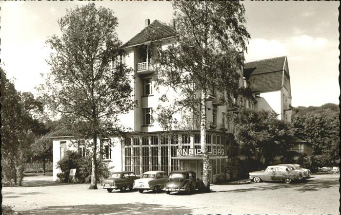 Malente-Gremsmuehlen Kurhaus Autos