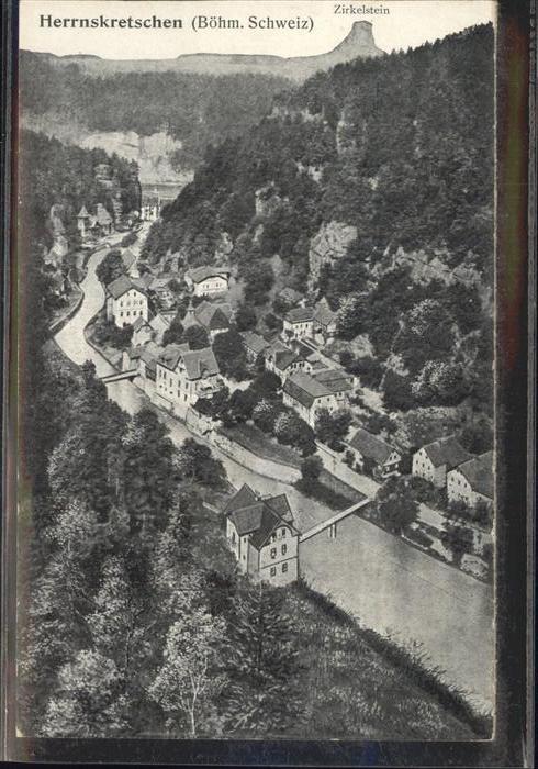 Herrnskretschen Boehmen Panorama mit Zirkelstein Elbe