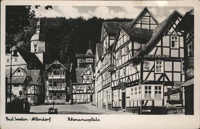 Bad Soden Taunus Rhenanusplatz mit Fachwerkhäusern