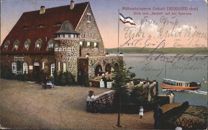 Moehnetalsperre Blick vom Seehof auf den Sperrsee