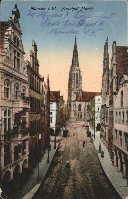 Muenster Westfalen Prinzipal Markt und Blick auf Kirche