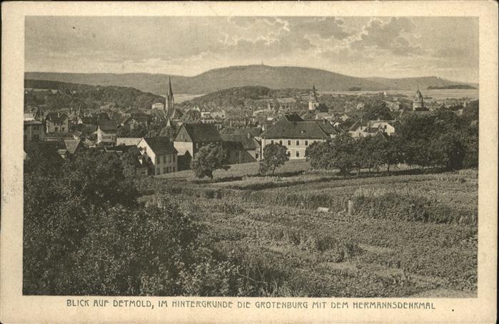 Detmold Blick auf Detmold und Grotenburg mit He