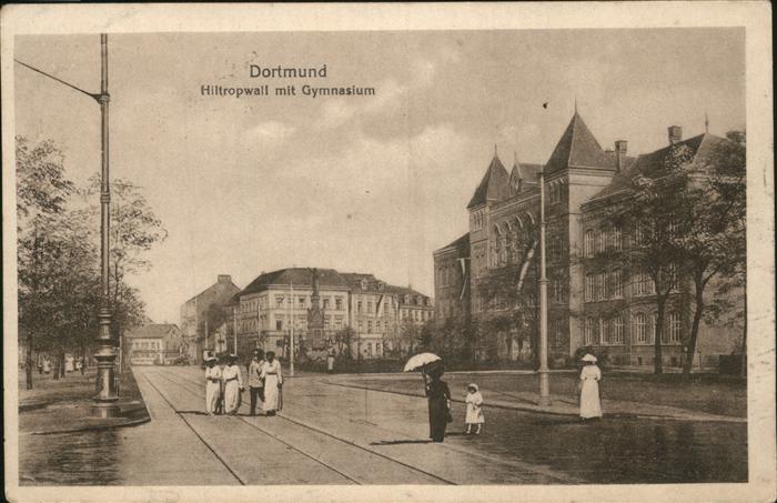 Dortmund Hiltropwall mit Gymnasium