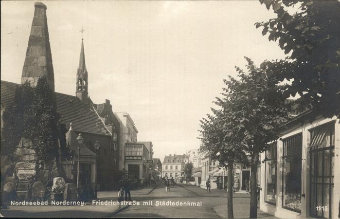 Norderney Nordseebad Friedrichstrasse mit Städtedenkmal