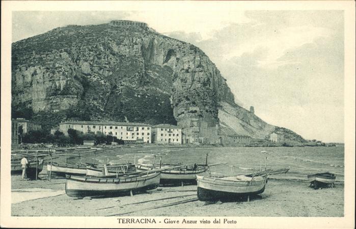 Terracina Giove Anzur visto dal Porto Boot