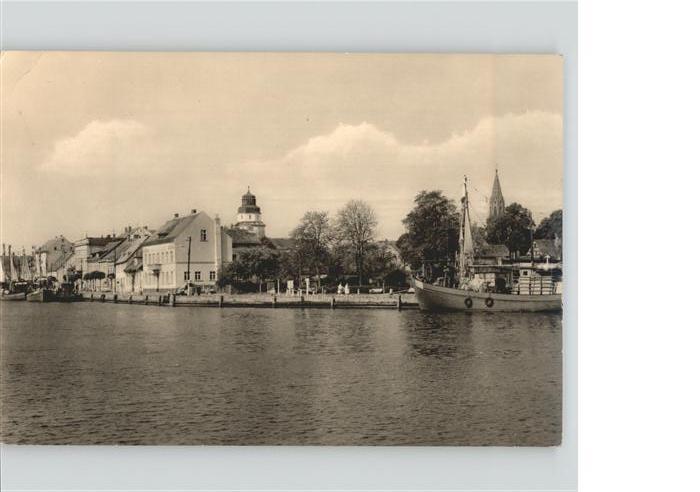 Ueckermuende Mecklenburg Vorpommern Hafen Boot