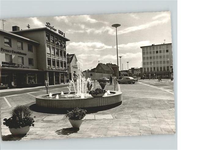 Ruesselsheim Main Friedensplatz Brunnen