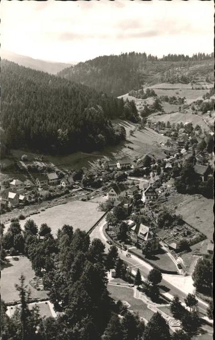 Schoenmuenzach Ansicht mit Kurhotel Post Kneippsanator