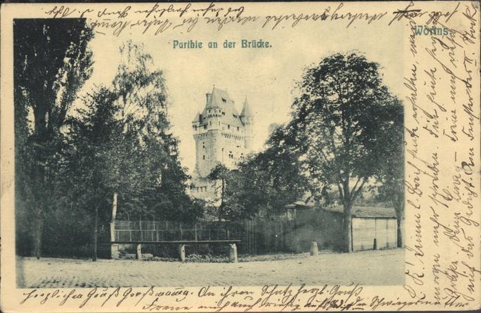 Worms Partie an der Brücke