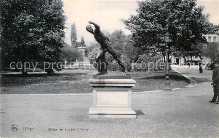 Liege Luettich Statue au square d Avroy