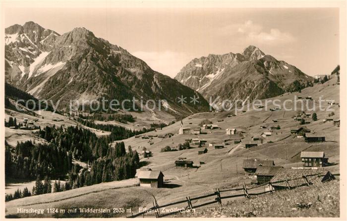 Hirschegg Kleinwalsertal Vorarlberg mit Widderstein Elfer und Zwoelferhorn