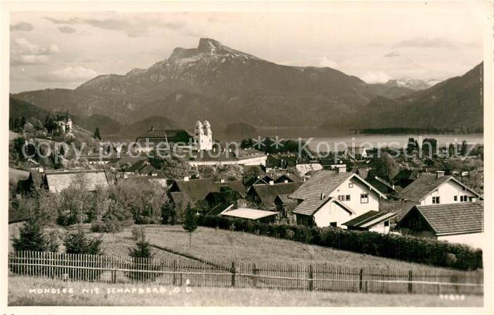 Mondsee Salzkammergut mit Schafberg