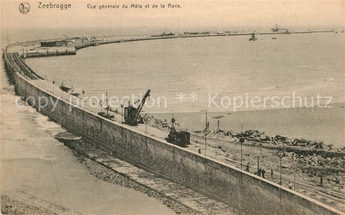 Zeebrugge Vue generale du Mole et de la Rade