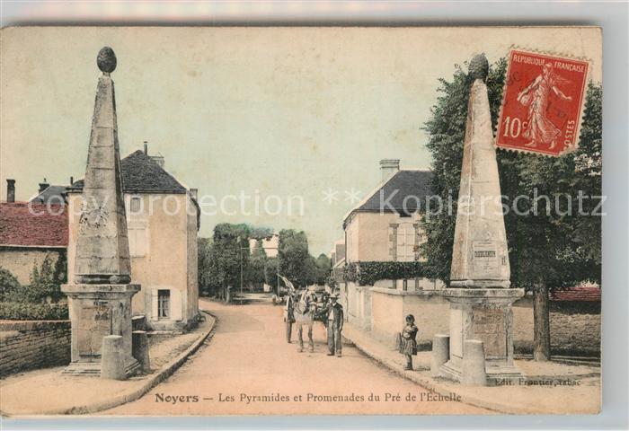 Noyers-Pont-Maugis Les Pyramides et Promenades du Pre de l