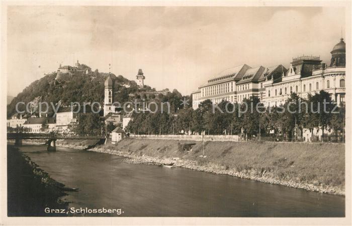 Graz Steiermark Partie an der Mur mit Blick zum Schloss