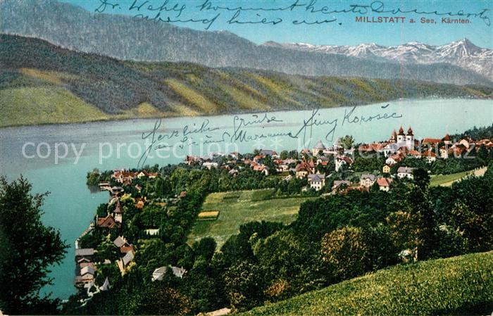 Millstatt Millstaettersee Gesamtansicht mit Alpenpanorama