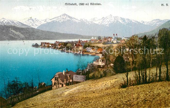 Millstatt Millstaettersee Gesamtansicht mit Alpenpanorama aus Fuehrer Die Uralpe