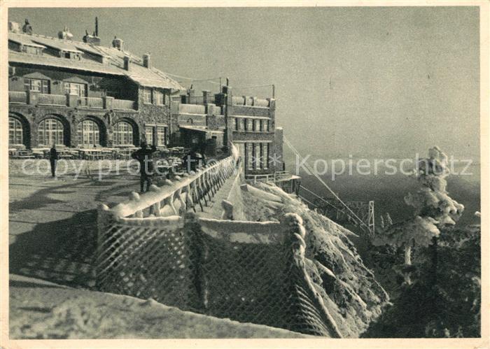 Rax Raxbahn Bergstation im Rauhreif