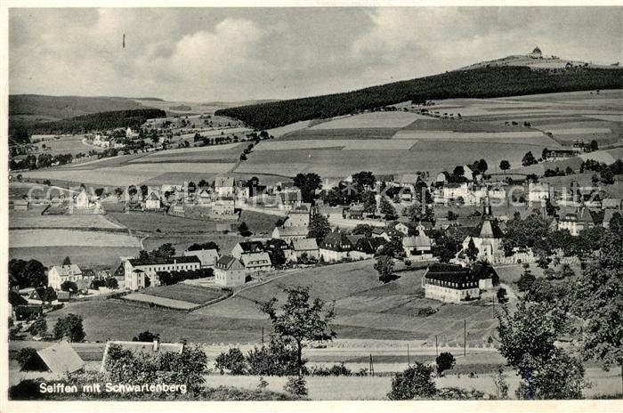 Seiffen Erzgebirge mit Schwartenberg