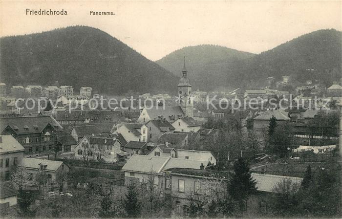 Friedrichroda Stadtpanorama mit Kirche