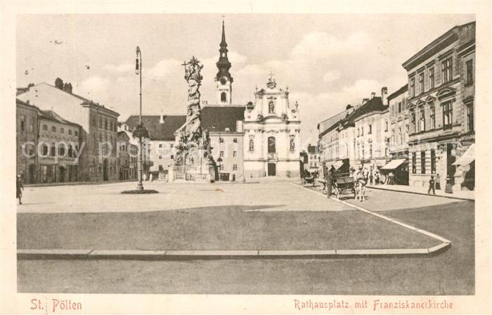 St Poelten Rathausplatz Pestsaeule Franziskanerkirche