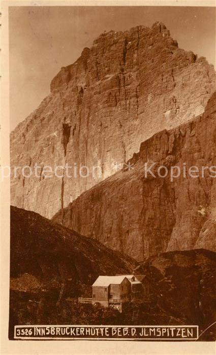 Innsbruckerhuette gegen die Ilmspitzen