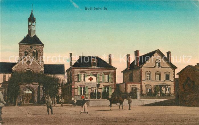 Betheniville Platz Torbogen Kirche Rotes Kreuz