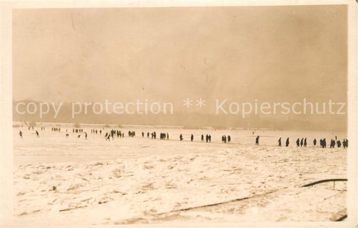 Wiesbaden Zugefrorener Rhein