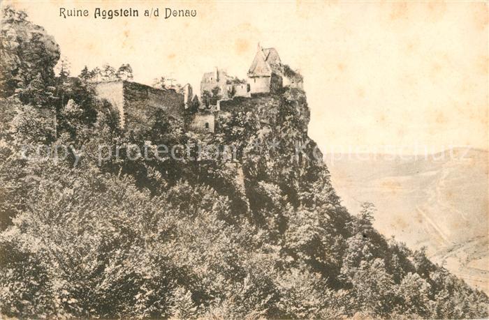 Aggsbach-Dorf Ruine Aggstein in der Wachau an der Donau