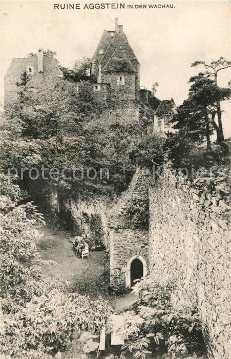 Aggsbach-Dorf Ruine Aggstein in der Wachau an der Donau